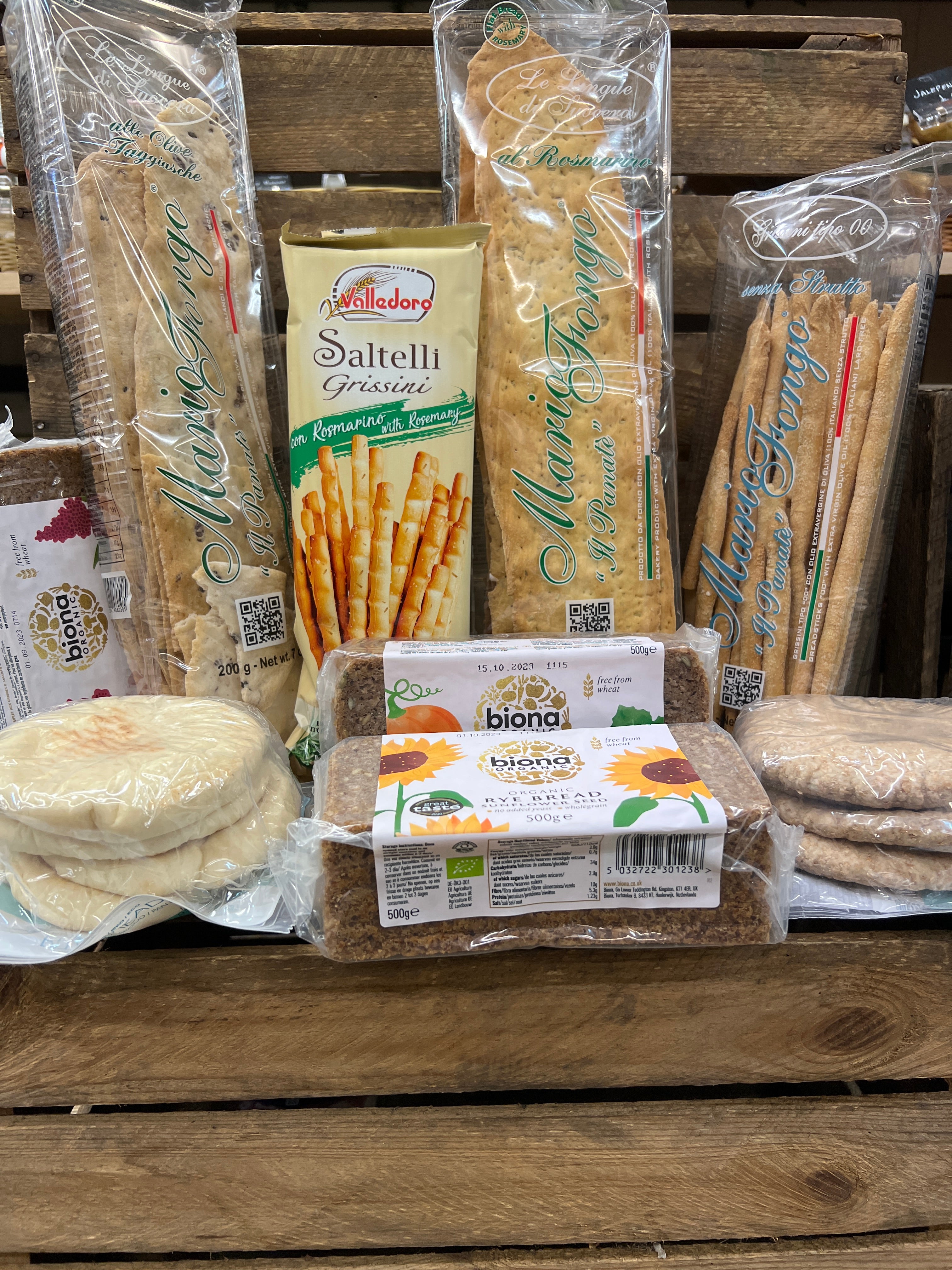 Breads, Breadsticks, Crackers & Patisseries. Parkway Greens Grocery