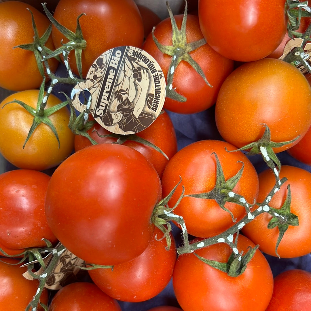 Organic Vine Tomatoes (500GR)